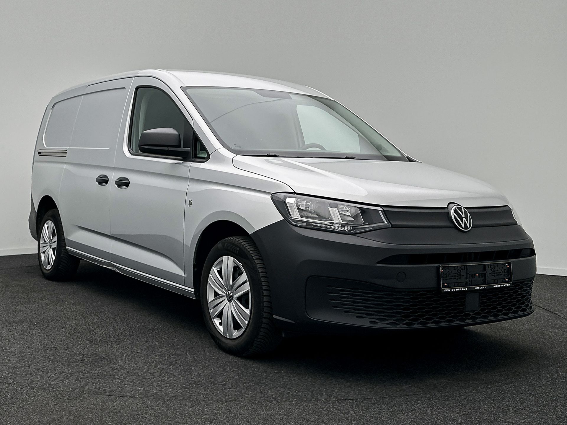 Volkswagen Caddy Maxi 2.0 TDI - Diesel - Manual - 102 hp - 112.815 km