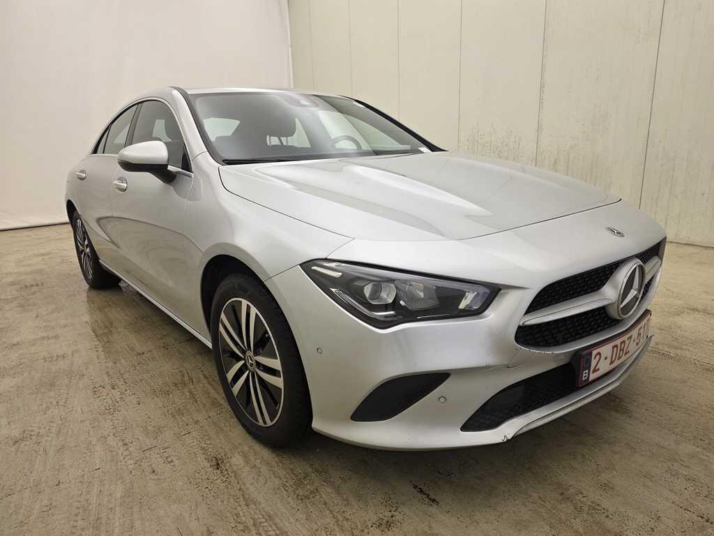 Mercedes-Benz CLA 250e Business Line - Hybrid - Automatic - 160 hp - 154.637 km