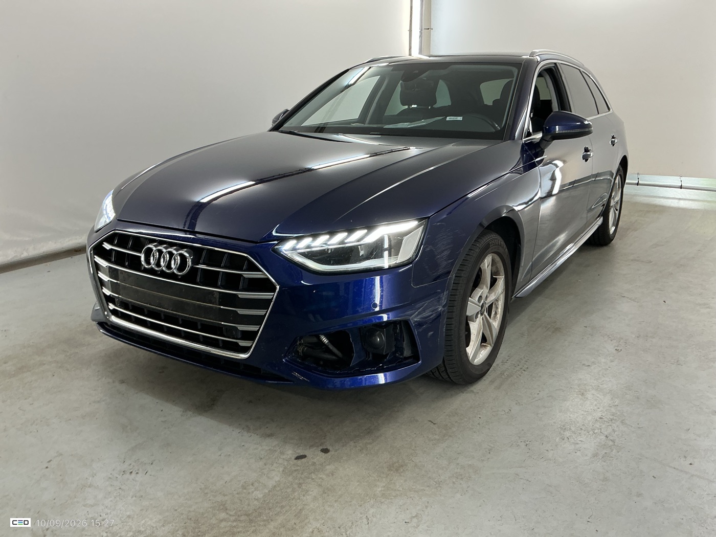 Audi A4 Avant 30 TDI Business Advanced - Diesel - Automatic - 136 hp - 160.322 km