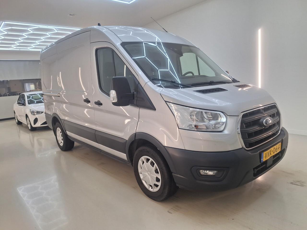 Ford Transit L2H2 2.0 TDCI Trend - Diesel - Automatic - 129 hp - 103.835 km