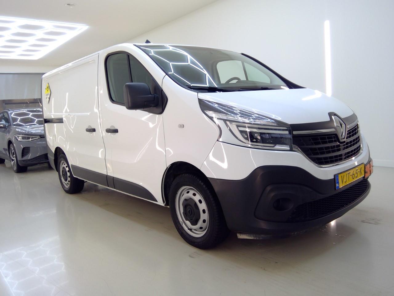Renault Trafic L1H1 2.0 DCI Comfort - Diesel - Manual - 120 hp - 82.027 km