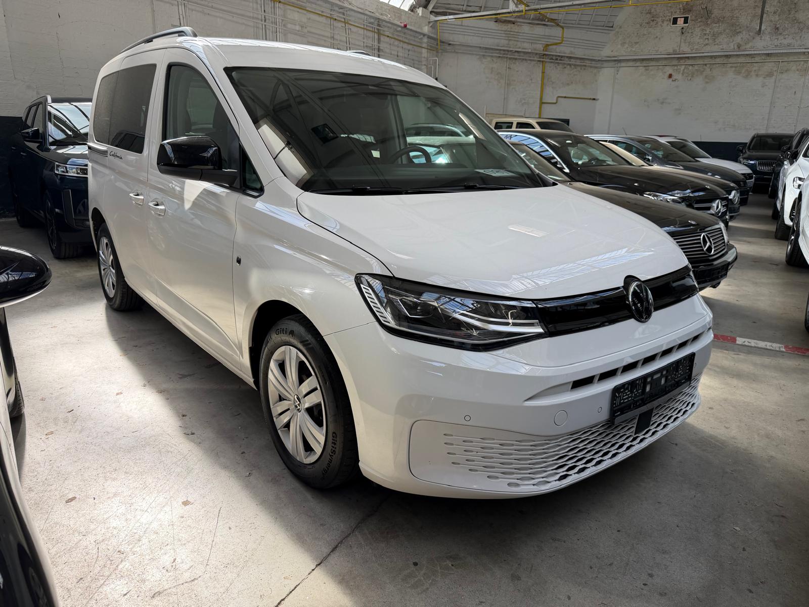 Volkswagen Caddy 2.0 TDI California - Diesel - Automatic - 122 hp - 73.201 km