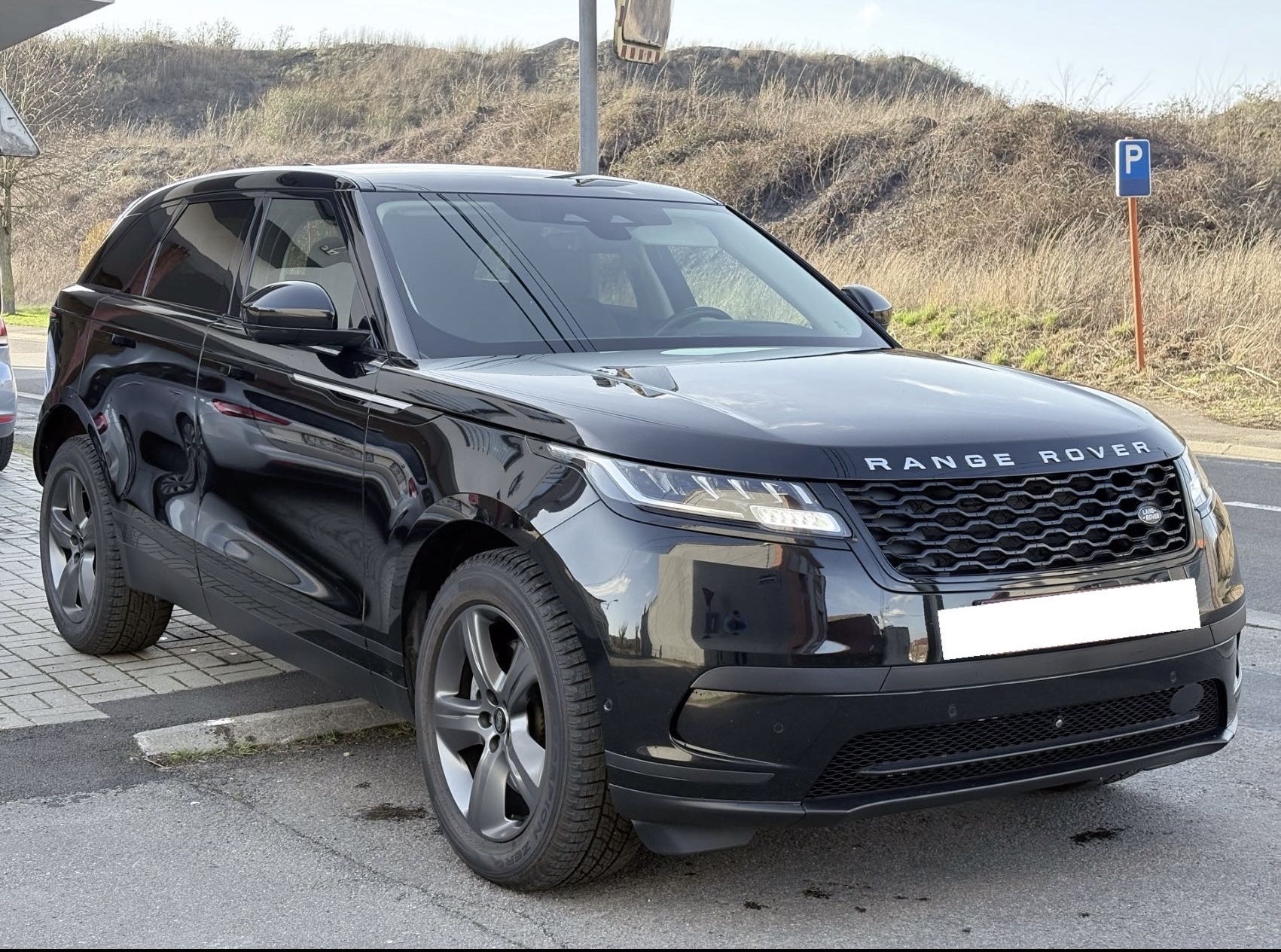 Land Rover Range Rover Velar 2.0 HSE Dynamic - Petrol - Automatic - 251 hp - 95.486 km