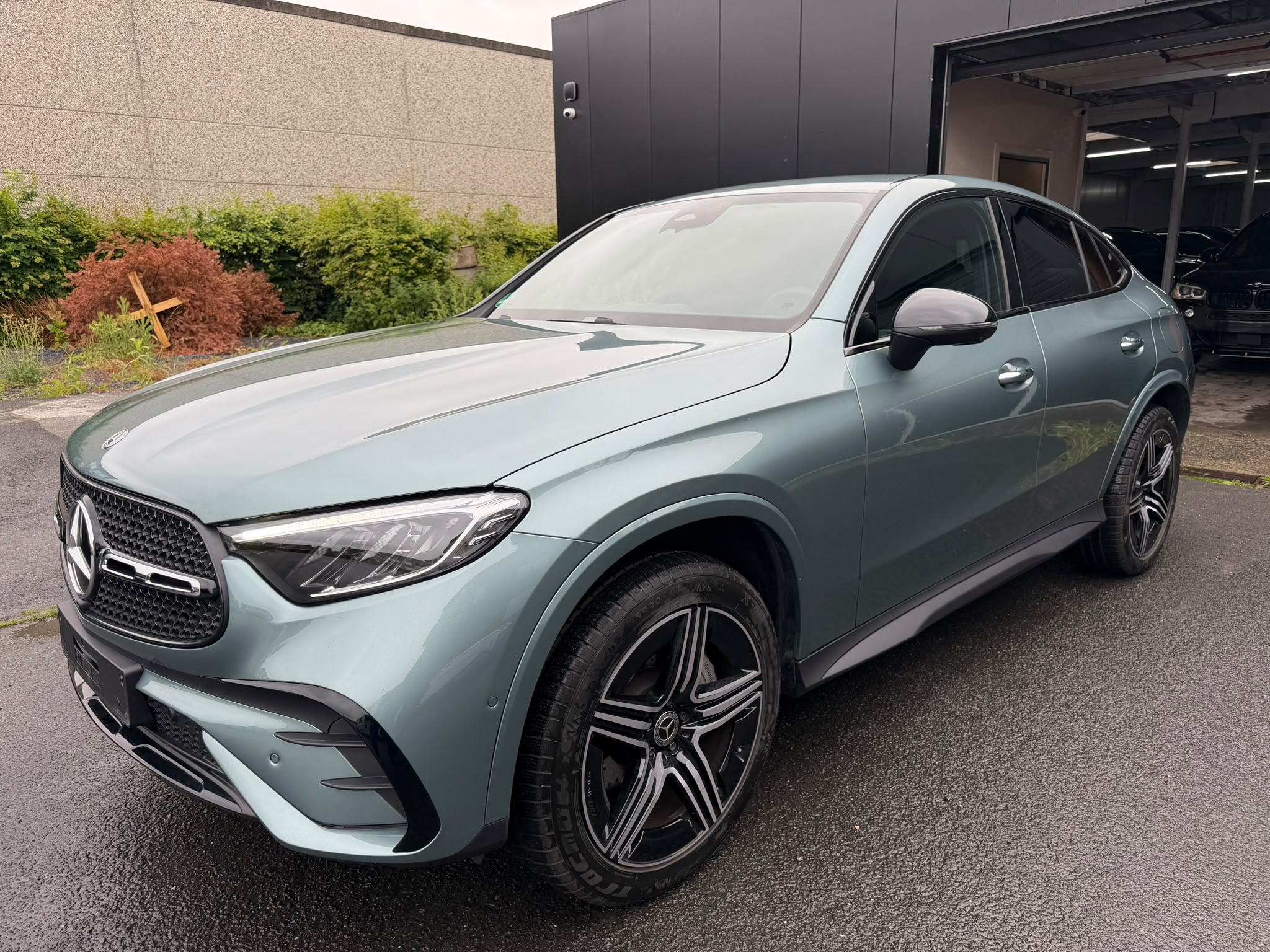 Mercedes-Benz GLC Coupé 400e AMG Line - 4-Matic - Hybrid - Automatic - 252 hp - 11.738 km