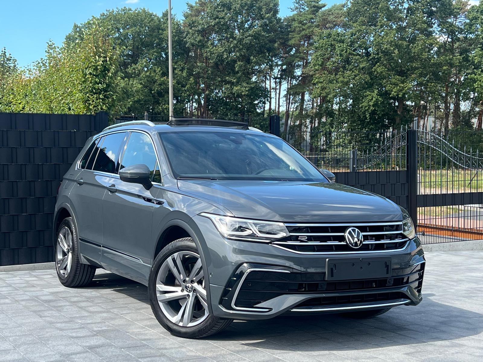 Volkswagen Tiguan 2.0 TDI R-Line - 4Motion - Diesel - Automatic - 200 hp - 28.510 km
