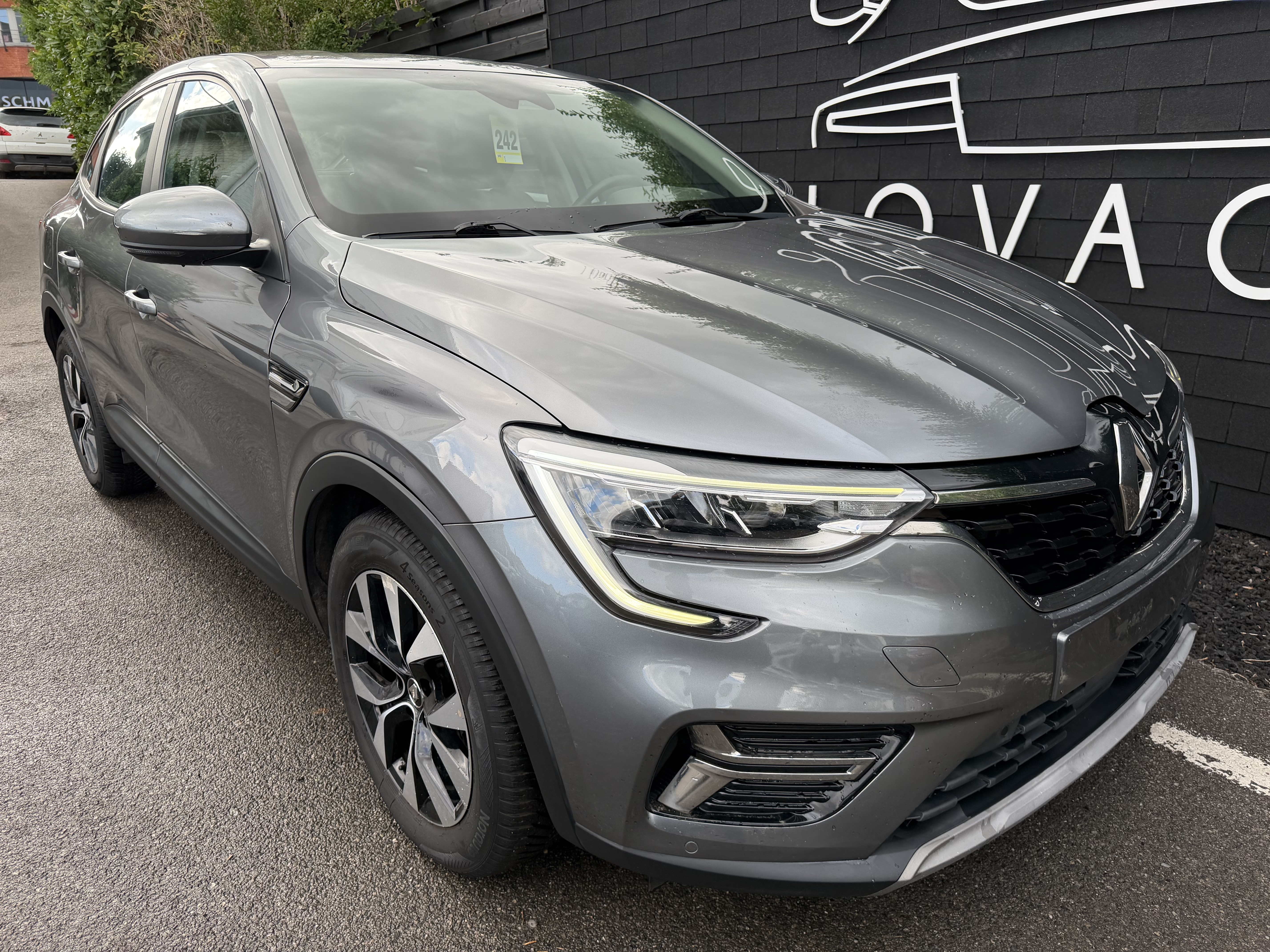 Renault Arkana 1.3 Zen - Petrol - Automatic - 140 hp - 172.638 km