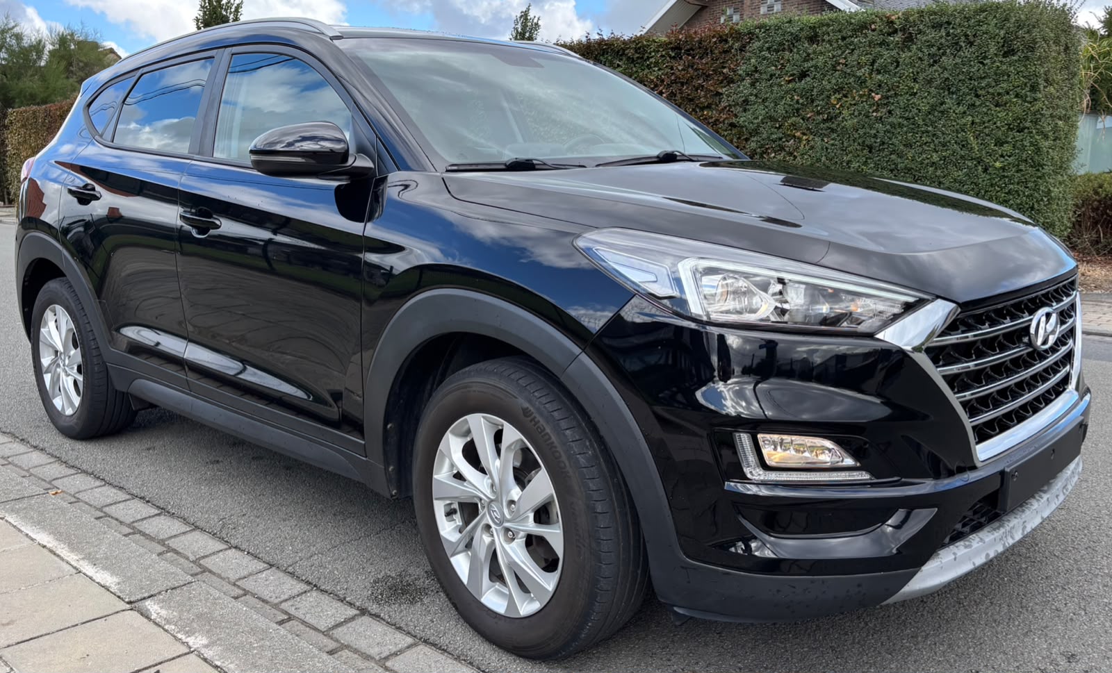 Hyundai Tucson 1.6 - Petrol - Automatic - 176 hp - 76.204 km