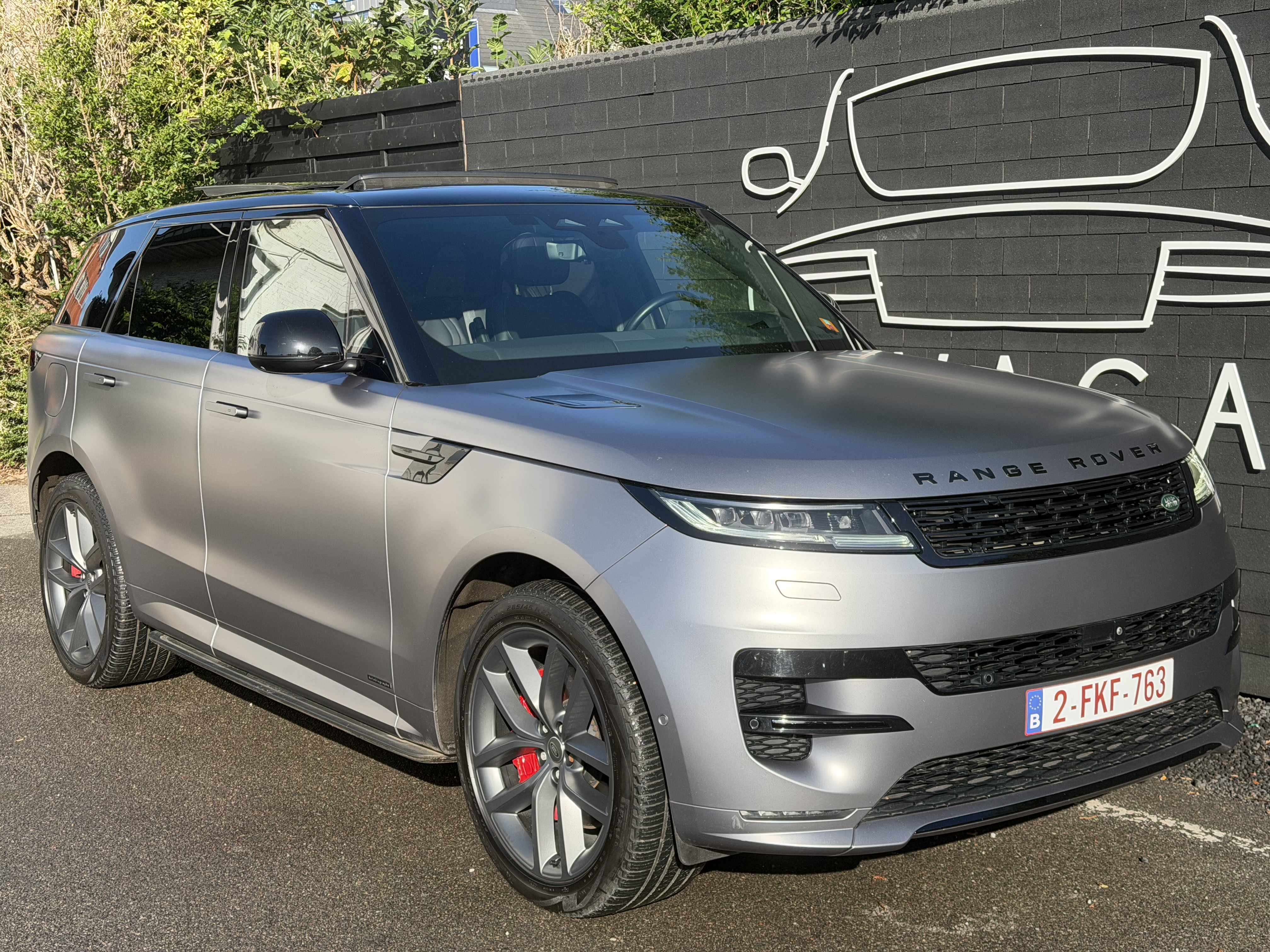 Land Rover Range Rover Sport 3.0 Autobiography - AWD - Hybrid - Automatic - 400 hp - 75.590 km