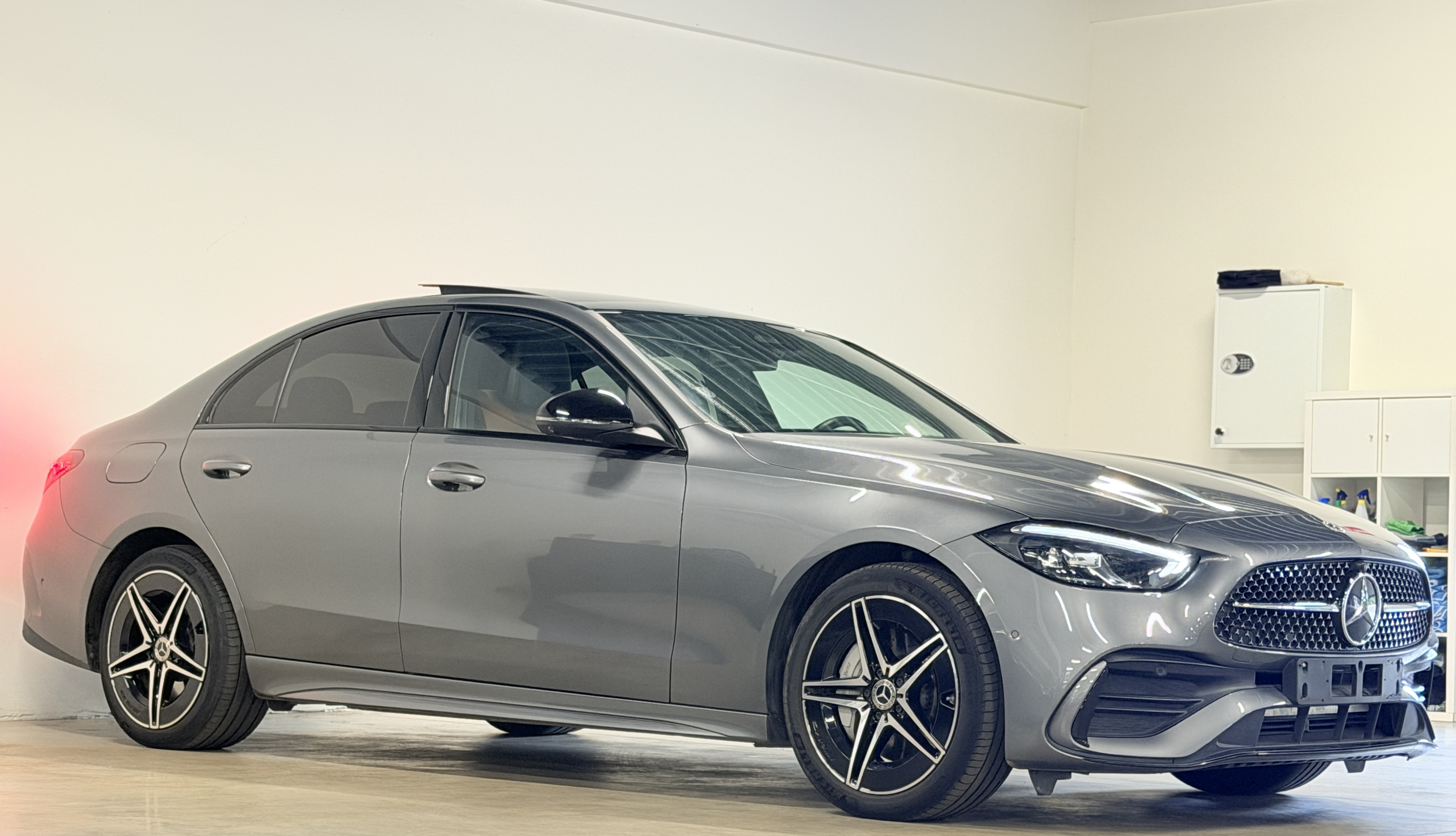 Mercedes-Benz C 300e AMG Line - Hybrid - Automatic - 204 hp - 55.806 km