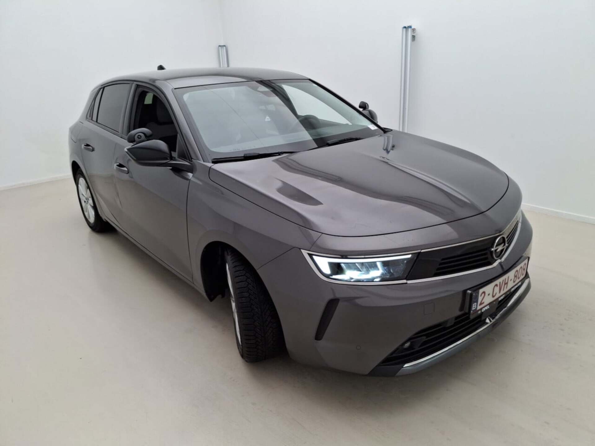 Opel Astra 1.2 Edition - Petrol - Manual - 110 hp - 83.558 km