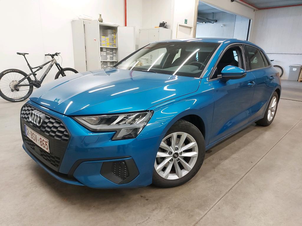 Audi A3 Sportback 30 TFSI Attraction - Petrol - Automatic - 110 hp - 88.104 km