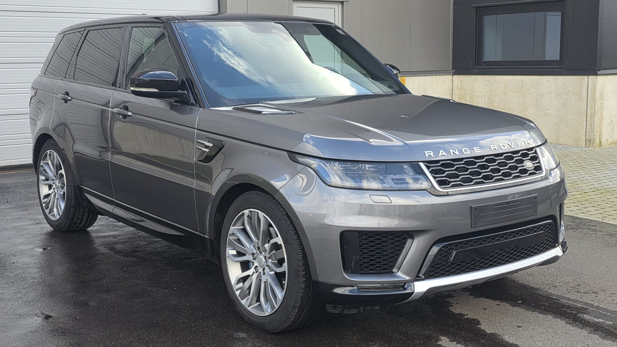 Land Rover Range Rover Sport 3.0 SDV6 HSE Dynamic - Diesel - Automatic - 306 hp - 87.785 km