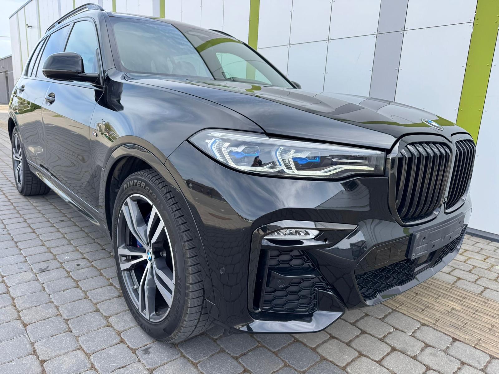 BMW X7 40 M Sport - xDrive - Petrol - Automatic - 340 hp - 109.450 km