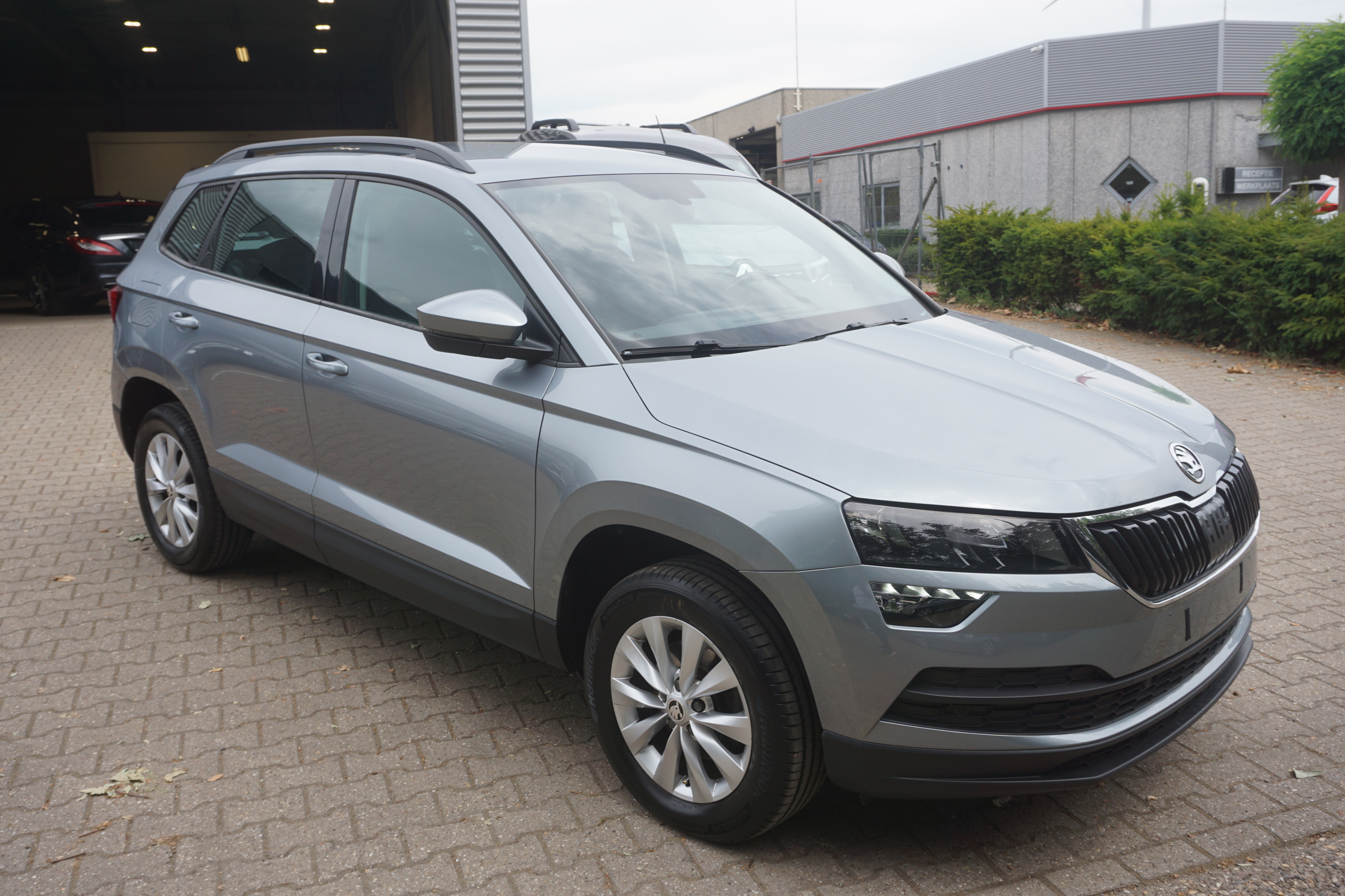 Skoda Karoq 1.6 TDI Ambition - Diesel - Automatic - 115 hp - 140.451 km