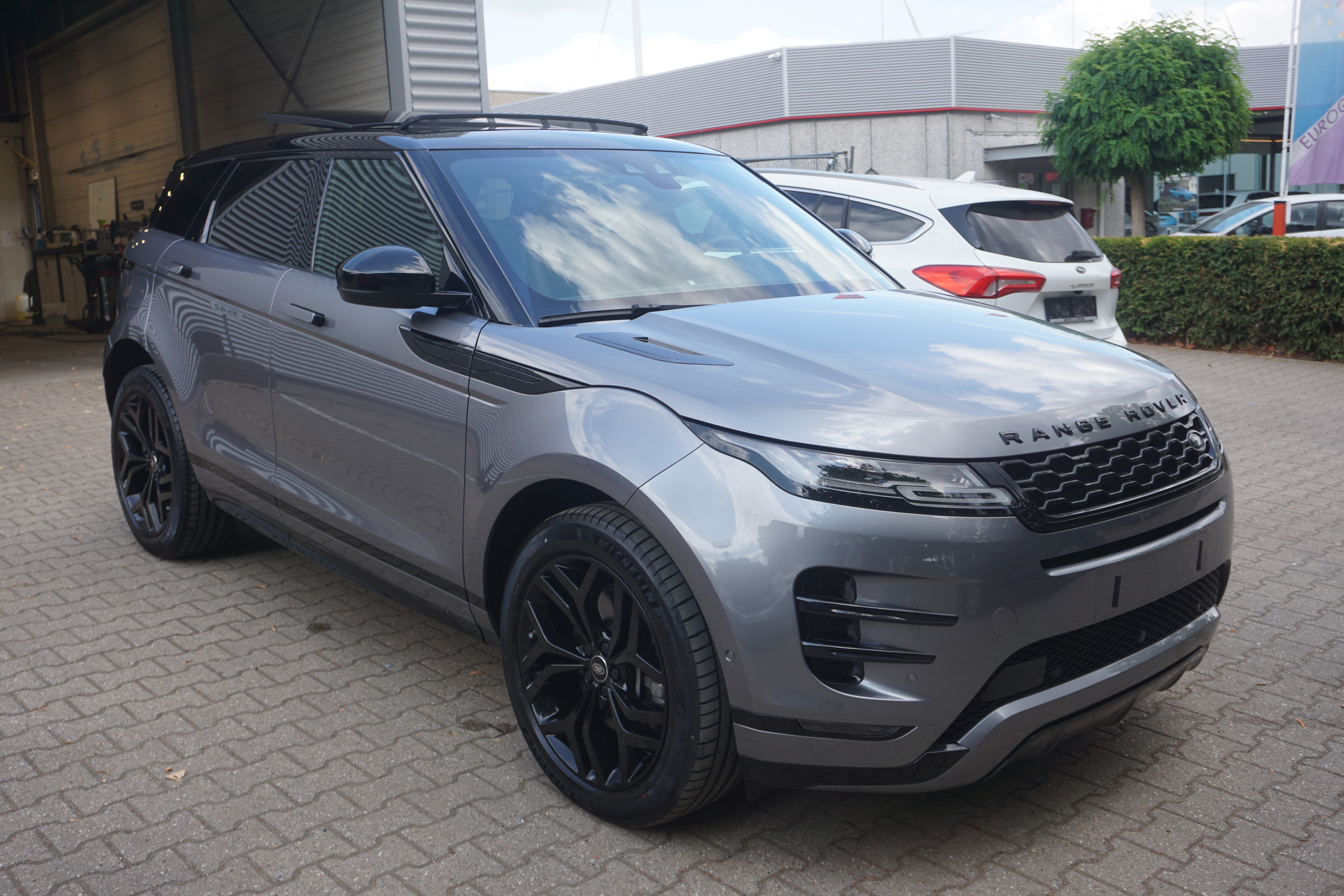 Land Rover Range Rover Evoque 2.0d Business - AWD - Diesel - Automatic - 240 hp - 81.519 km