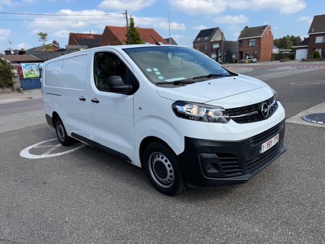 Opel Vivaro L2H1 1.5d Comfort - Diesel - Manual - 102 hp - 32.830 km