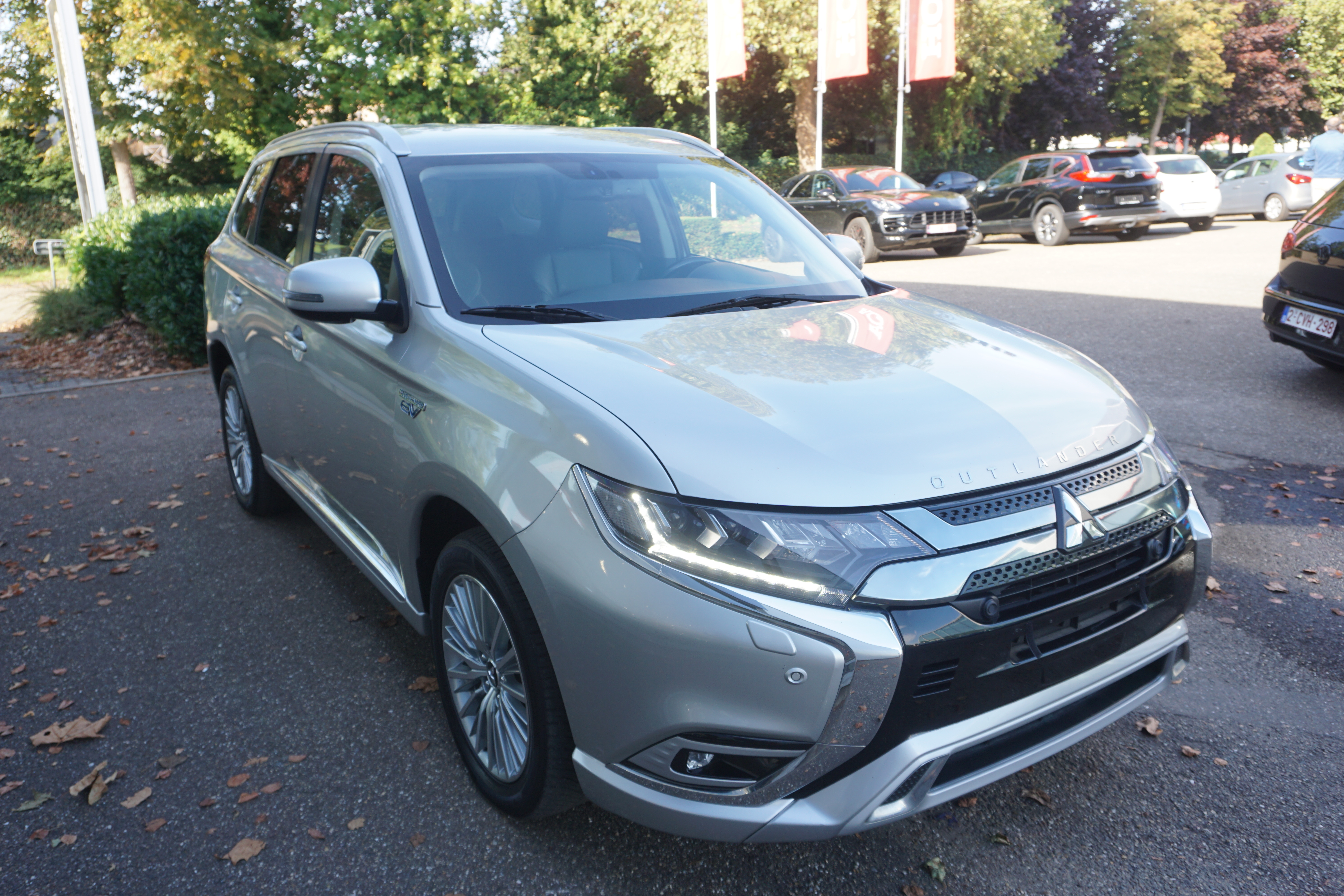 Mitsubishi Outlander 2.3 - Hybrid - Automatic - 134 hp - 78.912 km