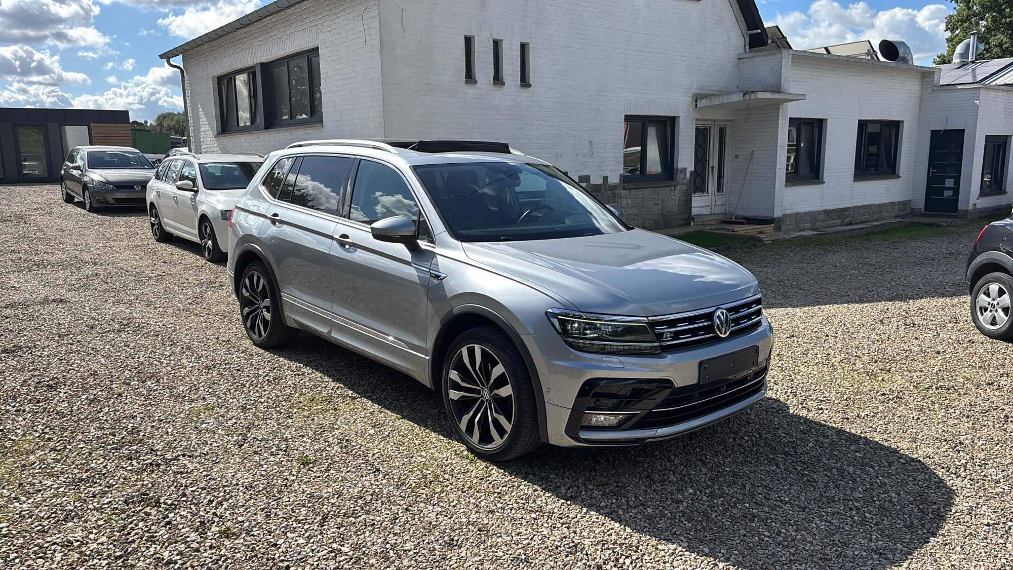 Volkswagen Tiguan Allspace 2.0 TDI R-Line - Diesel - Manual - 149 hp - 190.211 km