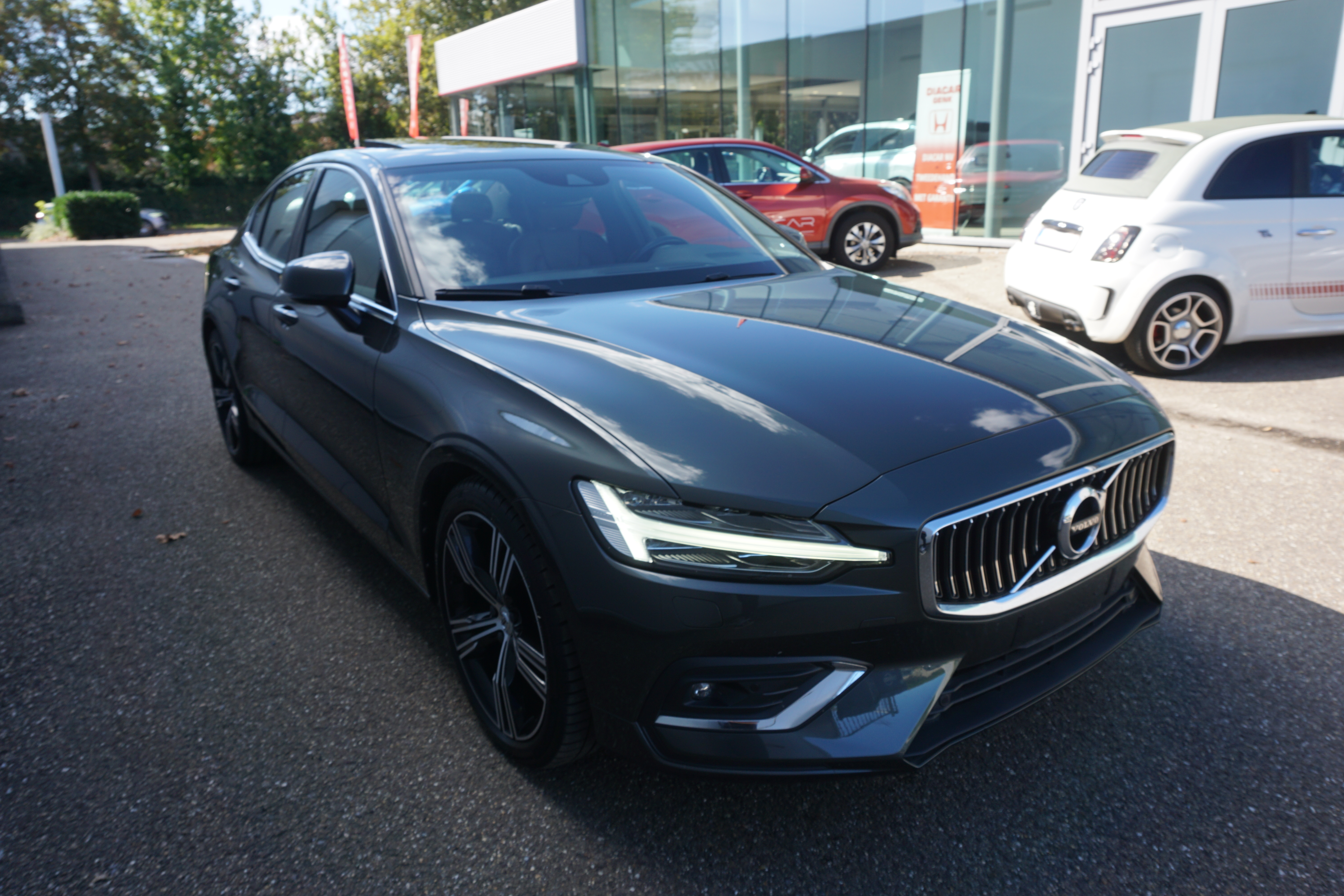 Volvo S60 T4 Inscription - Petrol - Automatic - 190 hp - 73.862 km