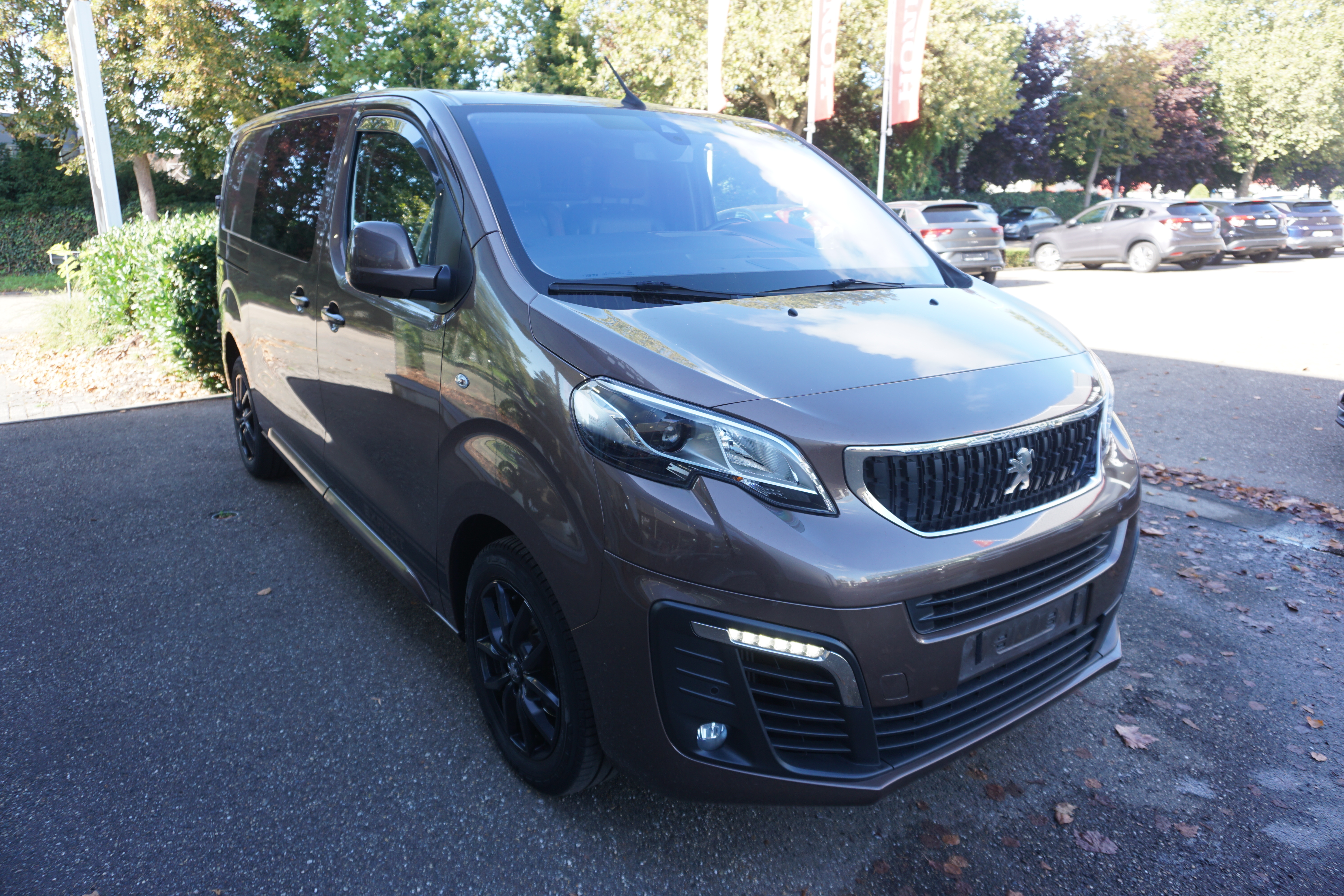 Peugeot Expert 2.0 HDI Asphalt - Diesel - Manual - 122 hp - 127.140 km