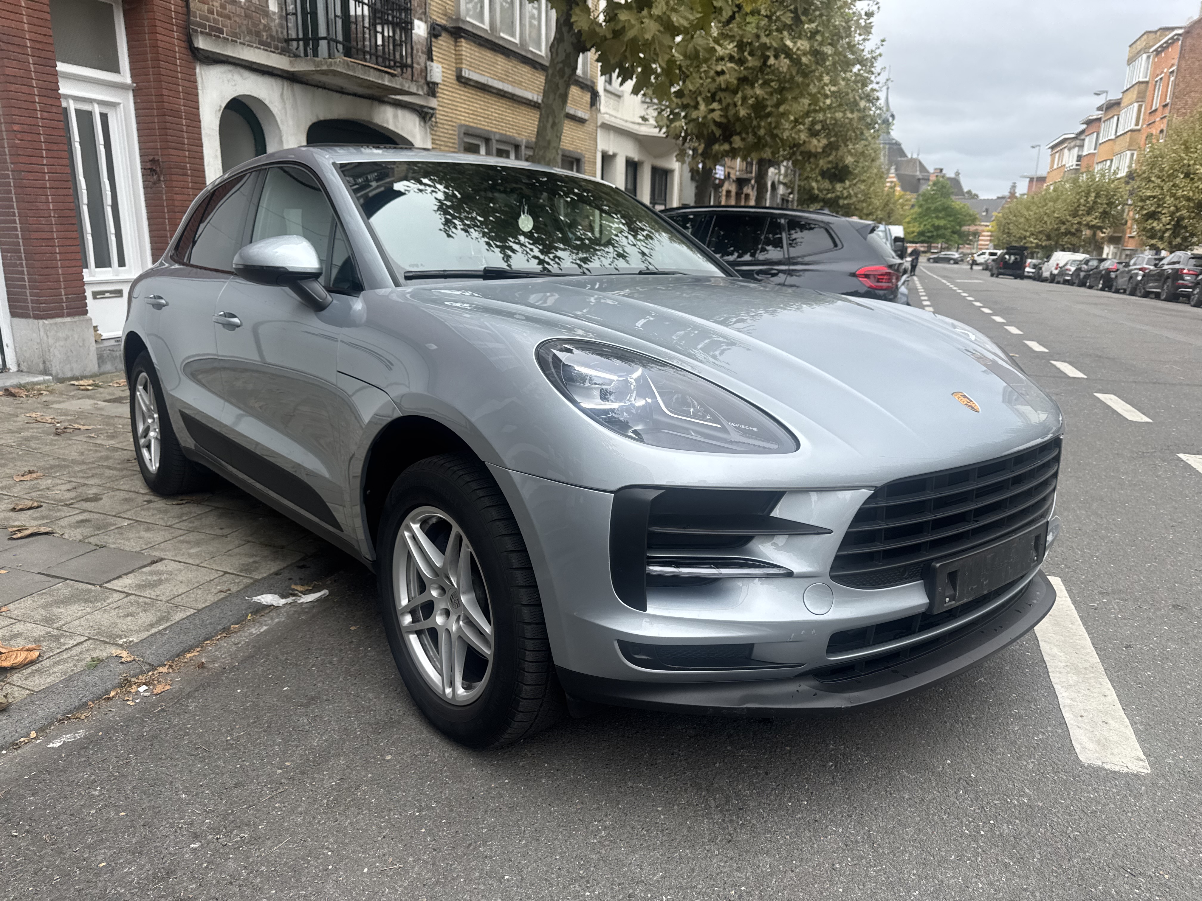 Porsche Macan 2.0 - Petrol - Automatic - 244 hp - 69.587 km