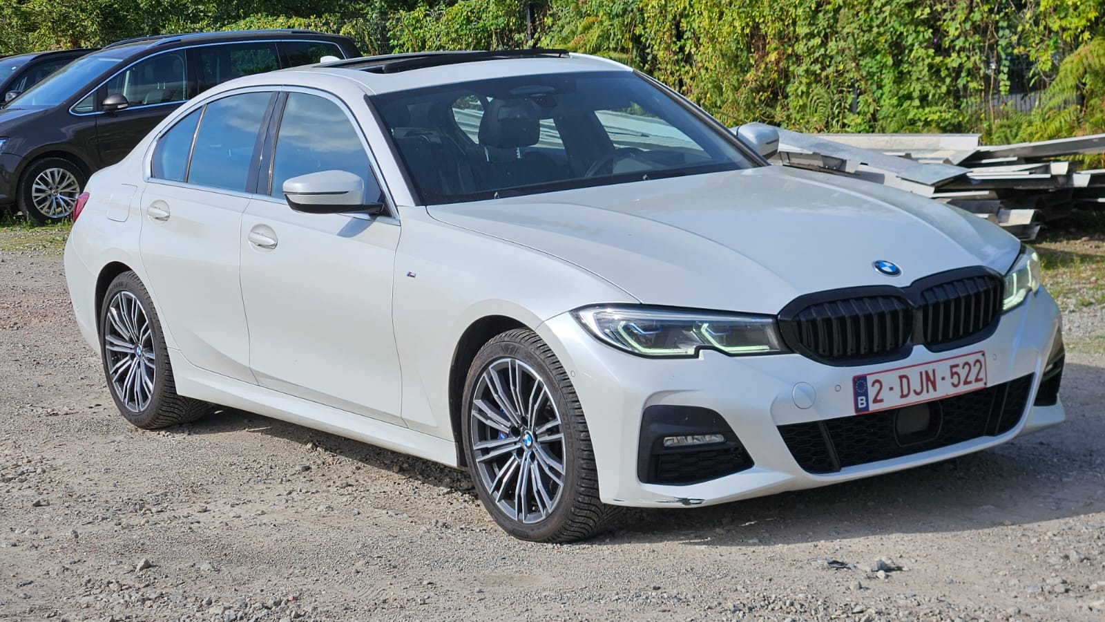 BMW 3 Series 330e M Sport - Hybrid - Automatic - 184 hp - 174.478 km