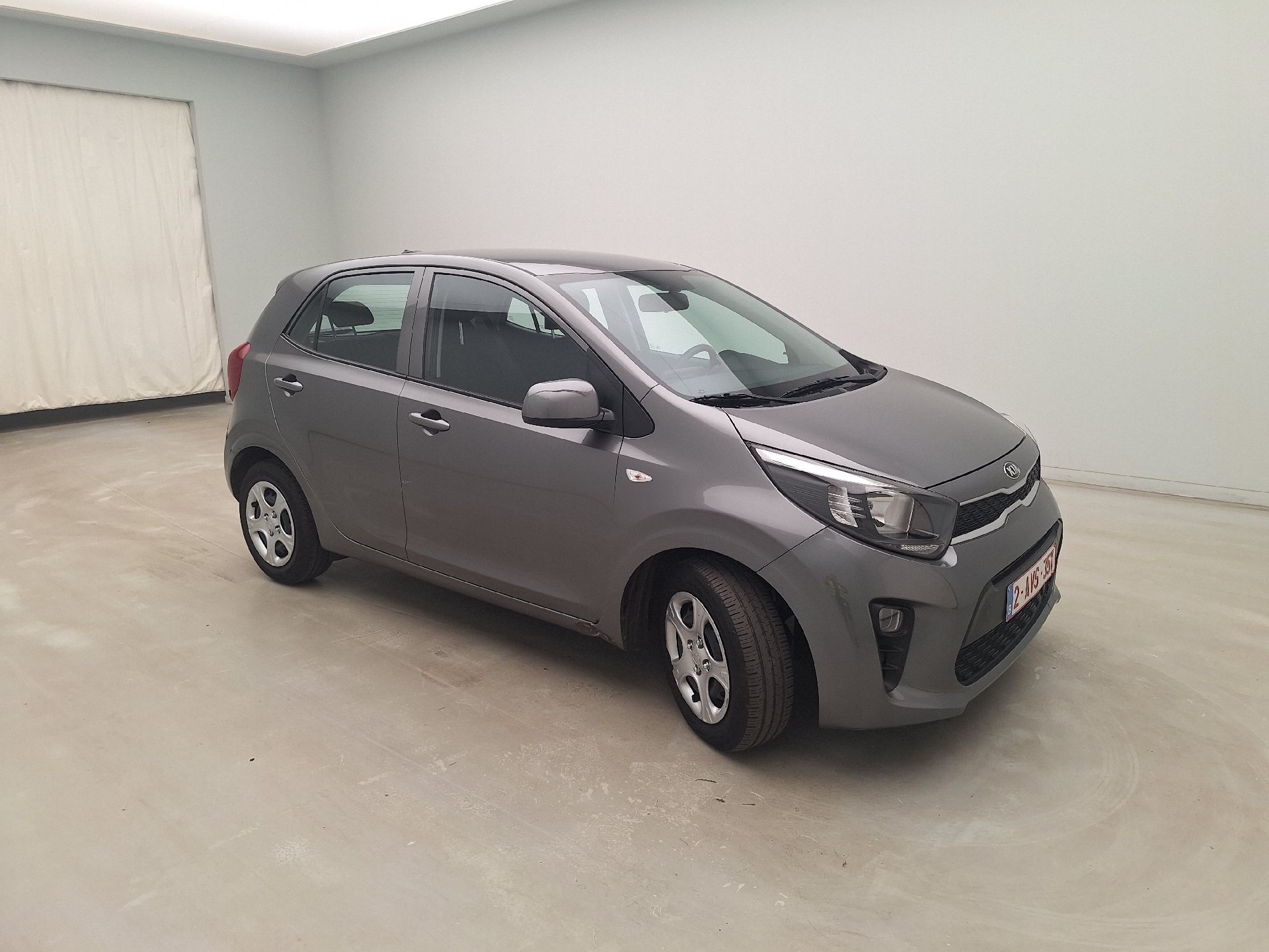 Kia Picanto 1.0 - Petrol - Manual - 66 hp - 18.969 km