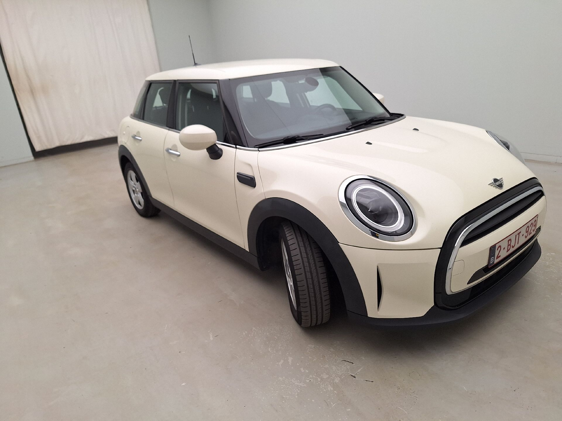 Mini 3 Doors One 1.5 - Petrol - Automatic - 102 hp - 137.794 km