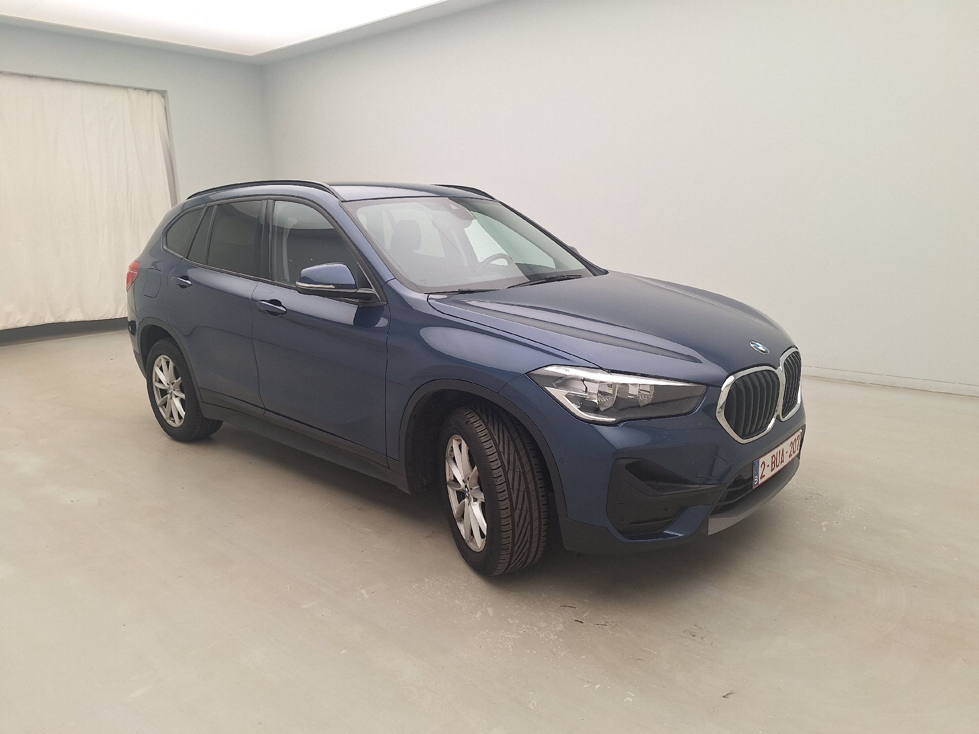 BMW X1 18i Business Design - Petrol - Automatic - 136 hp - 124.224 km