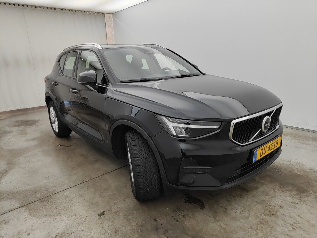 Volvo XC40 B3 Core - Petrol - Automatic - 163 hp - 49.852 km