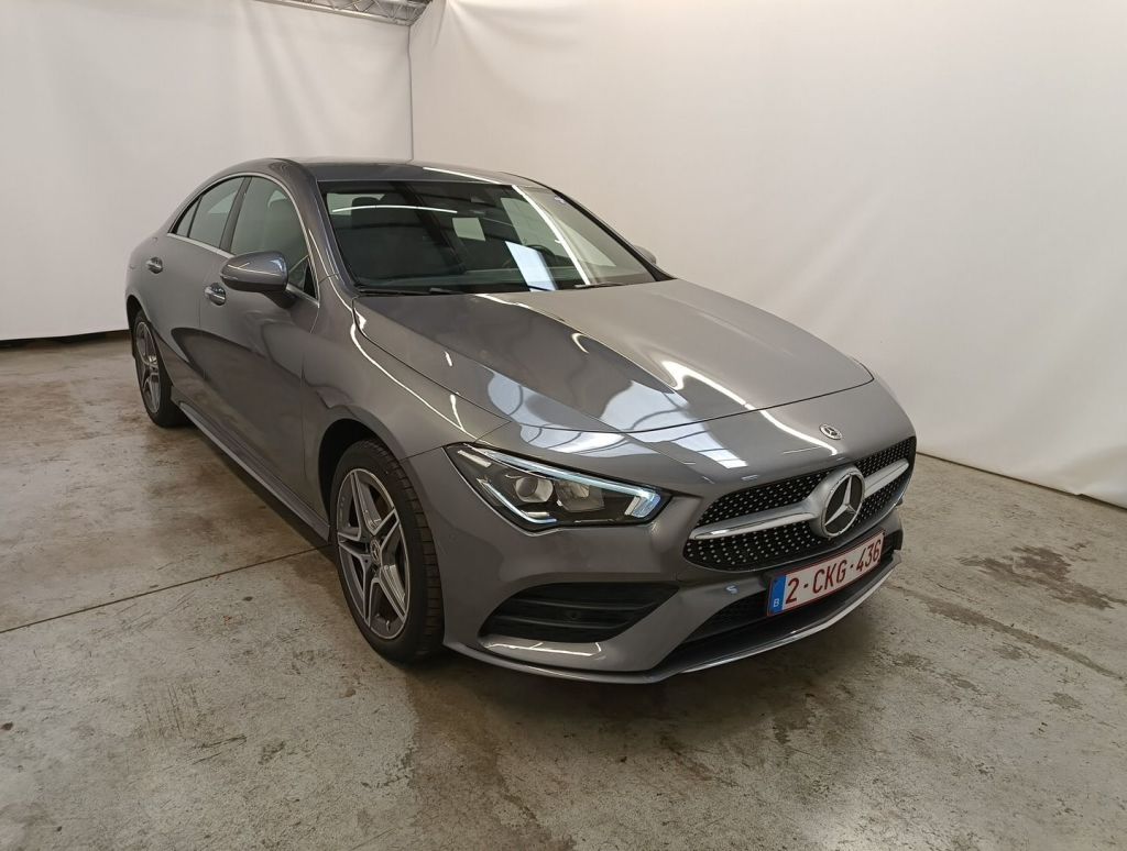 Mercedes-Benz CLA 250e AMG Line - Hybrid - Automatic - 160 hp - 51.035 km