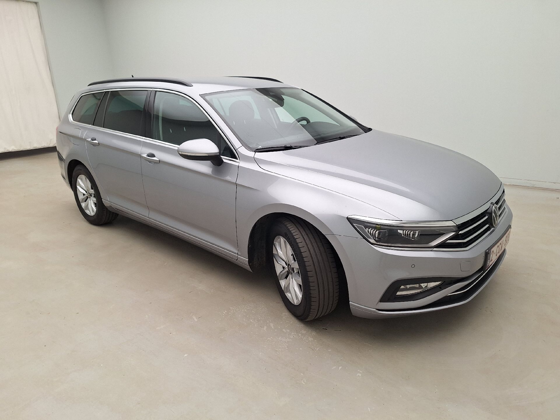 Volkswagen Passat Variant 2.0 TDI Style Business - Diesel - Automatic - 150 hp - 135.613 km