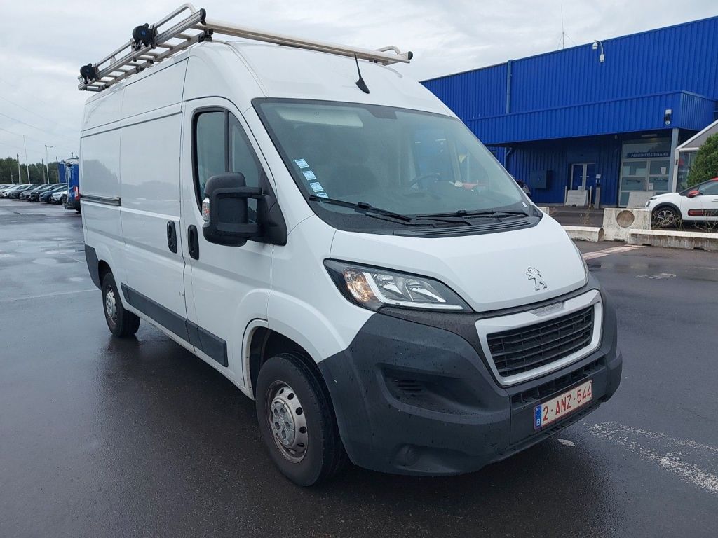 Peugeot Boxer L2H2 2.2 HDI Premium - Diesel - Manual - 140 hp - 55.640 km
