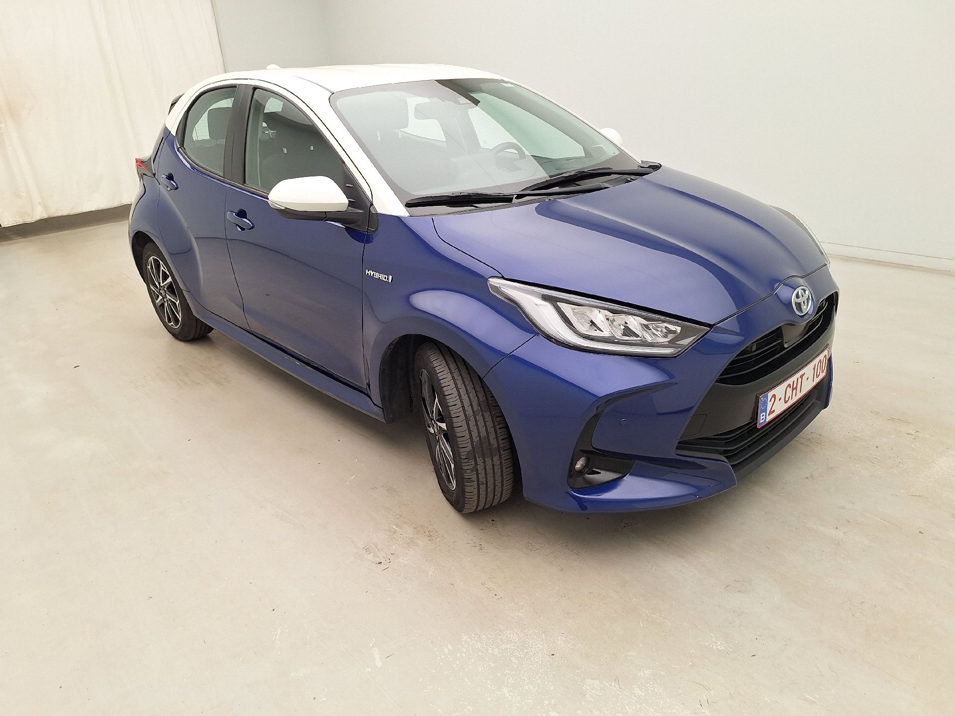 Toyota Yaris 1.5 VVT-i Iconic - Petrol - Automatic - 92 hp - 53.126 km