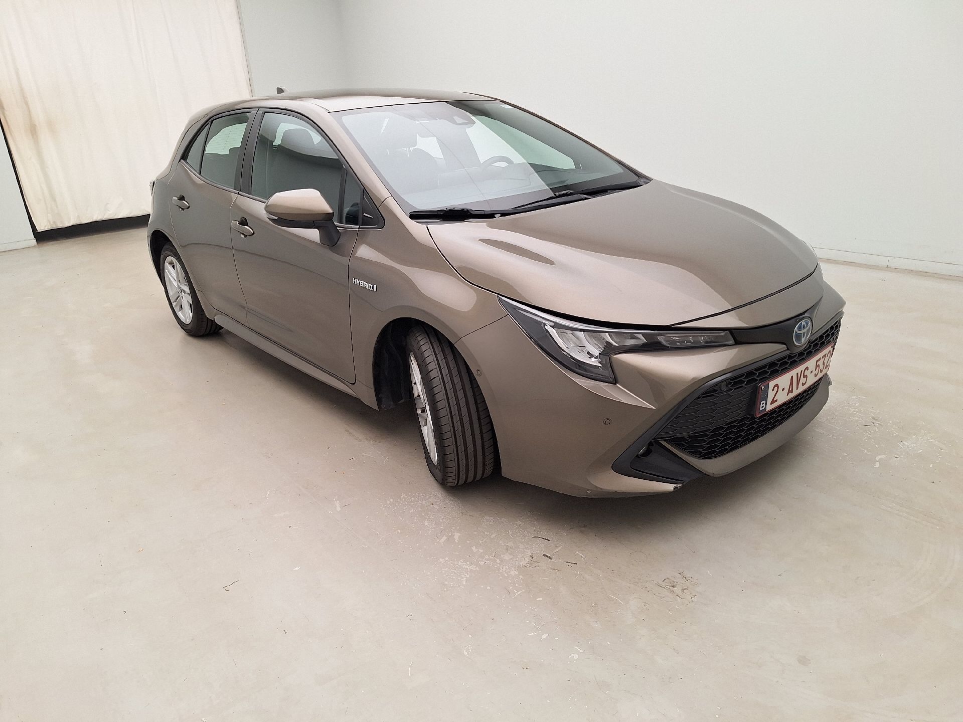 Toyota Corolla 1.8 Dynamic - Petrol - Automatic - 979 hp - 87.912 km