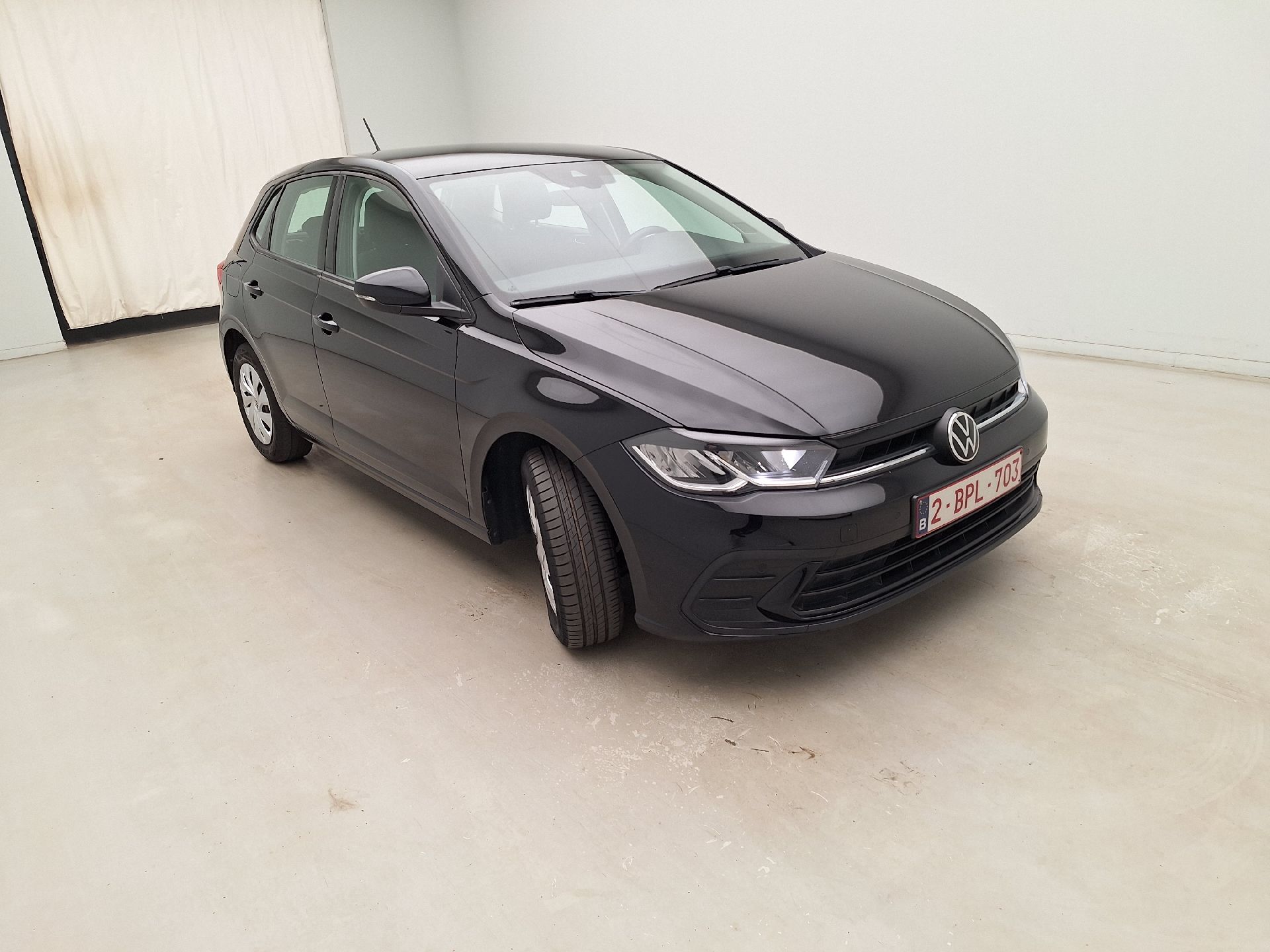 Volkswagen Polo 1.0 TSI Life - Petrol - Automatic - 95 hp - 77.663 km