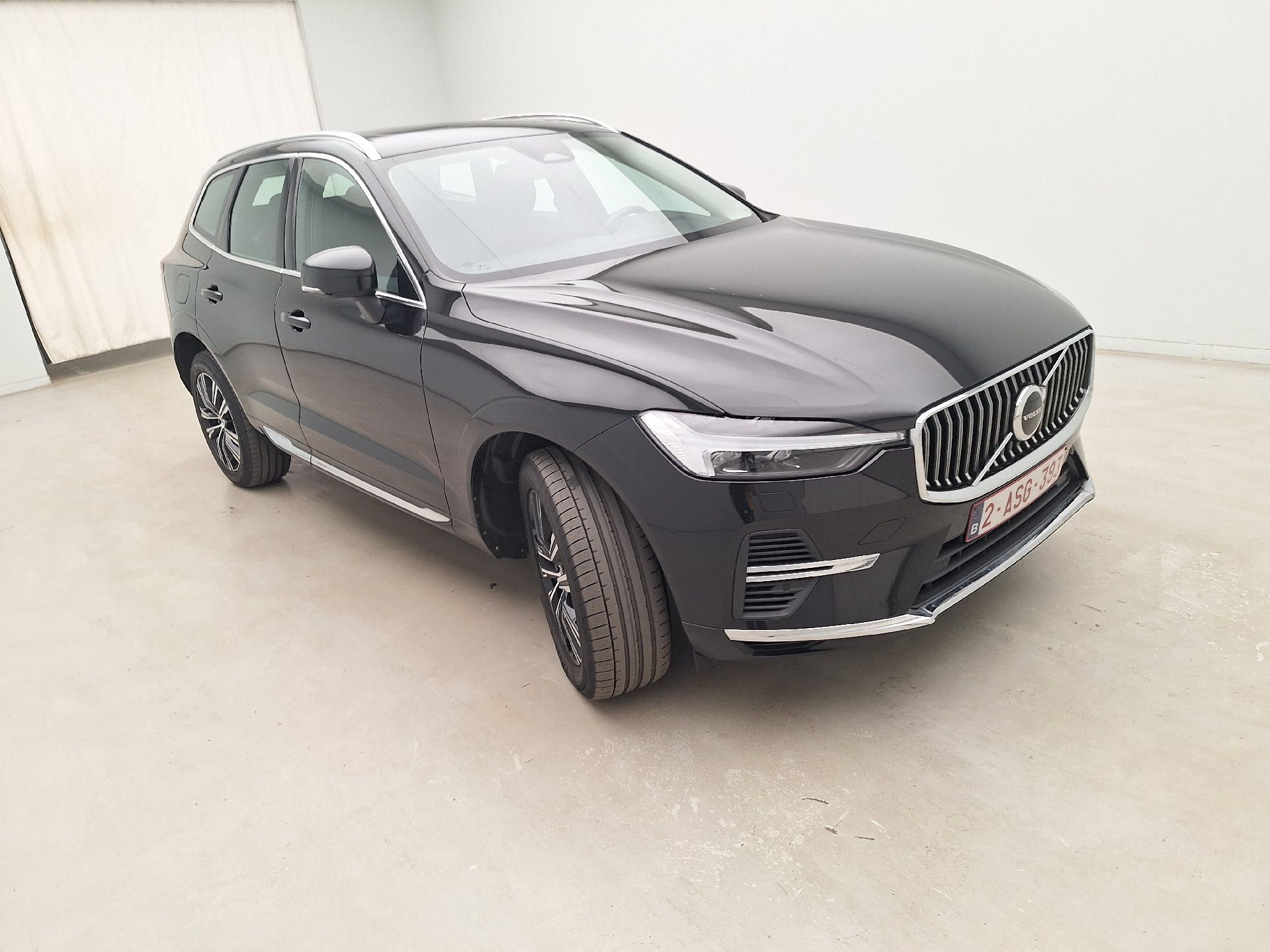 Volvo XC60 T6 Inscription - Hybrid - Automatic - 253 hp - 194.558 km