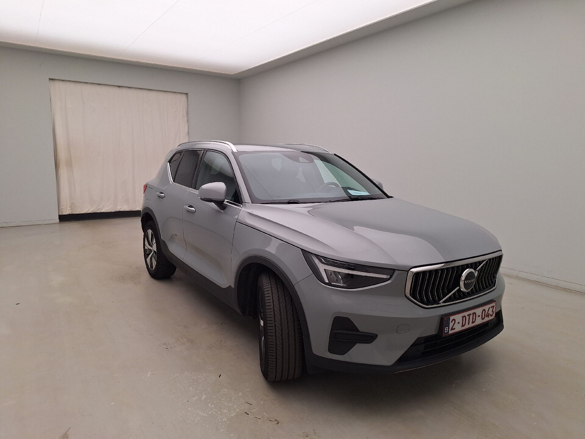 Volvo XC40 1.5 T4 Plus Bright - Hybrid - Automatic - 129 hp - 138.351 km