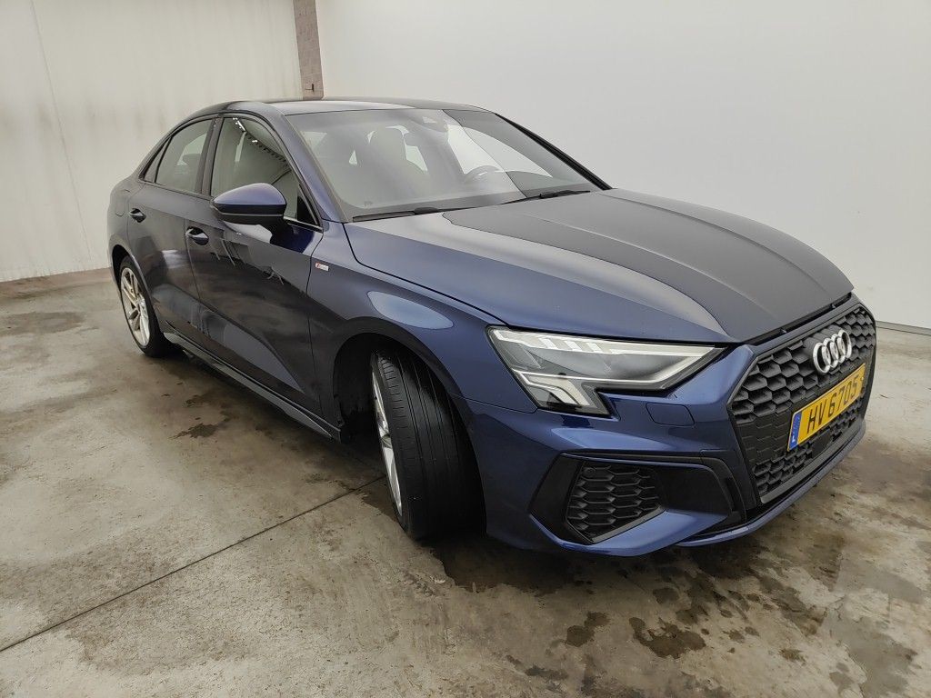 Audi A3 35 TDI S Line - Diesel - Automatic - 150 hp - 199.577 km