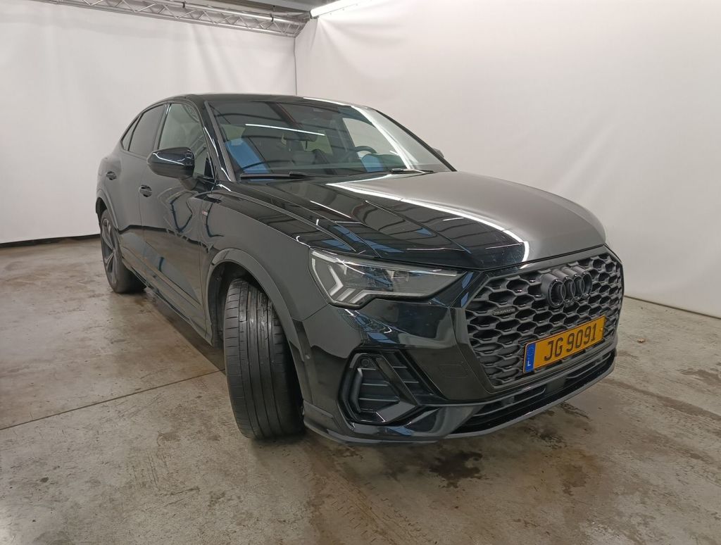 Audi Q3 Sportback 40 S Line - Diesel - Automatic - 200 hp - 76.526 km