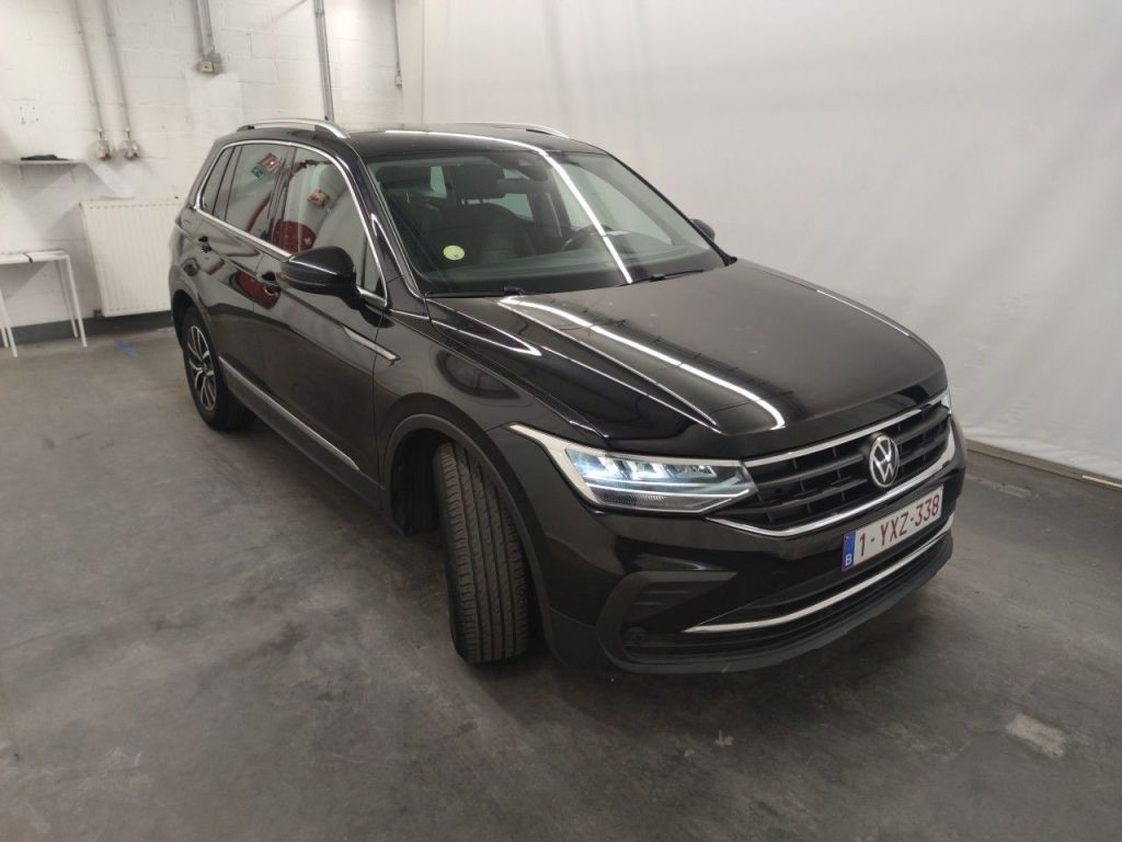 Volkswagen Tiguan 2.0 TDI Life - Diesel - Automatic - 150 hp - 67.896 km