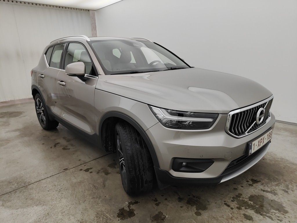 Volvo XC40 1.5 T5 Inscription - Hybrid - Automatic - 180 hp - 141.710 km