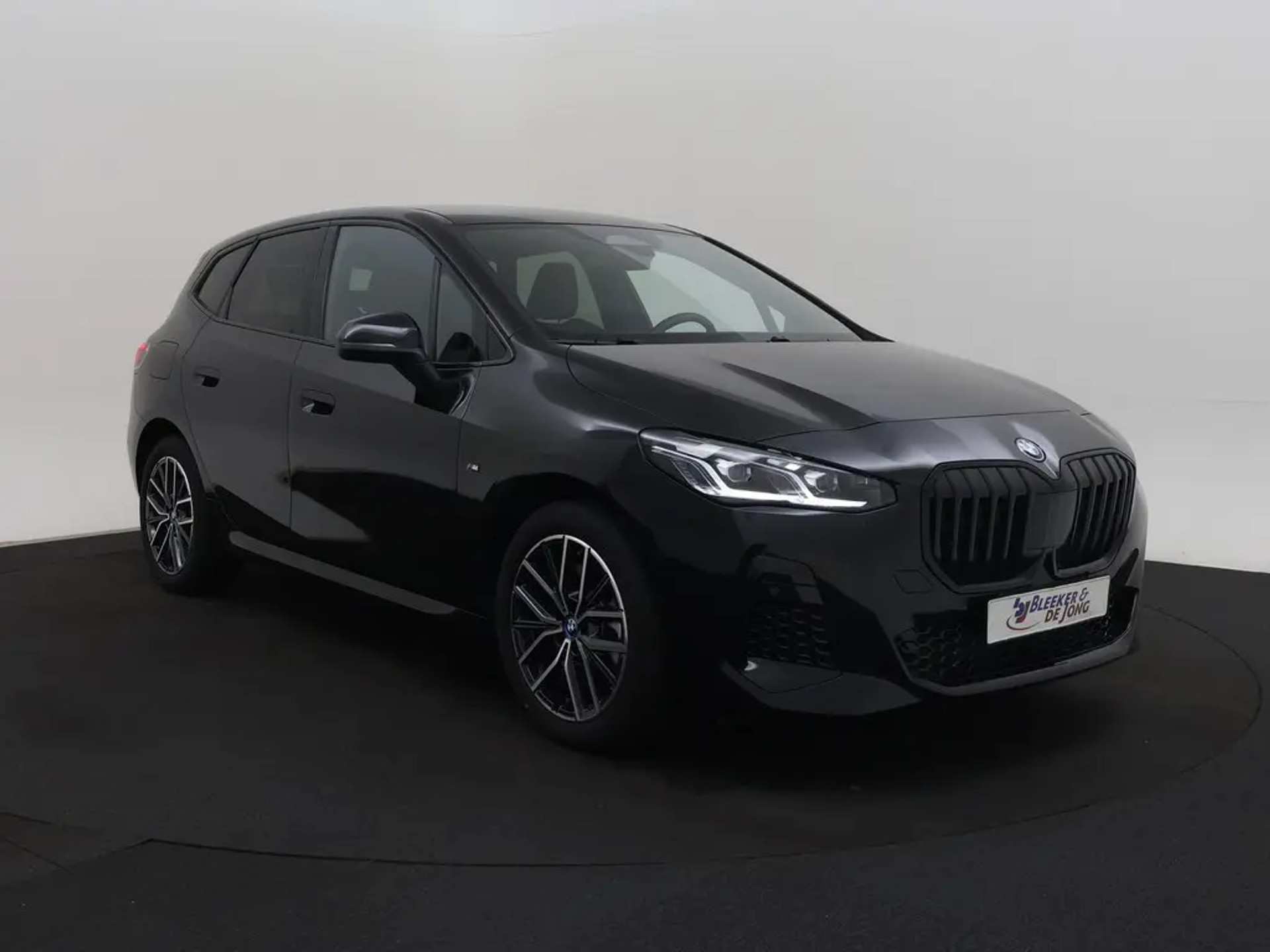 BMW 2 Series Active Tourer 230e M Sport - Hybrid - Automatic - 326 hp - 12.303 km