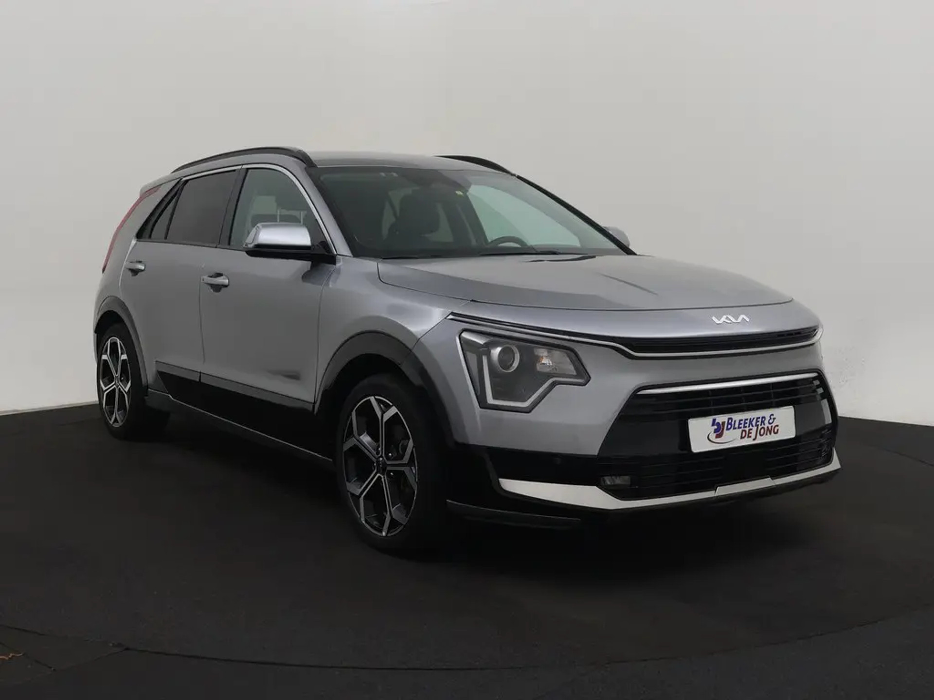 Kia Niro 1.6 GDI DynamicLine - Hybrid - Automatic - 105 hp - 62.959 km