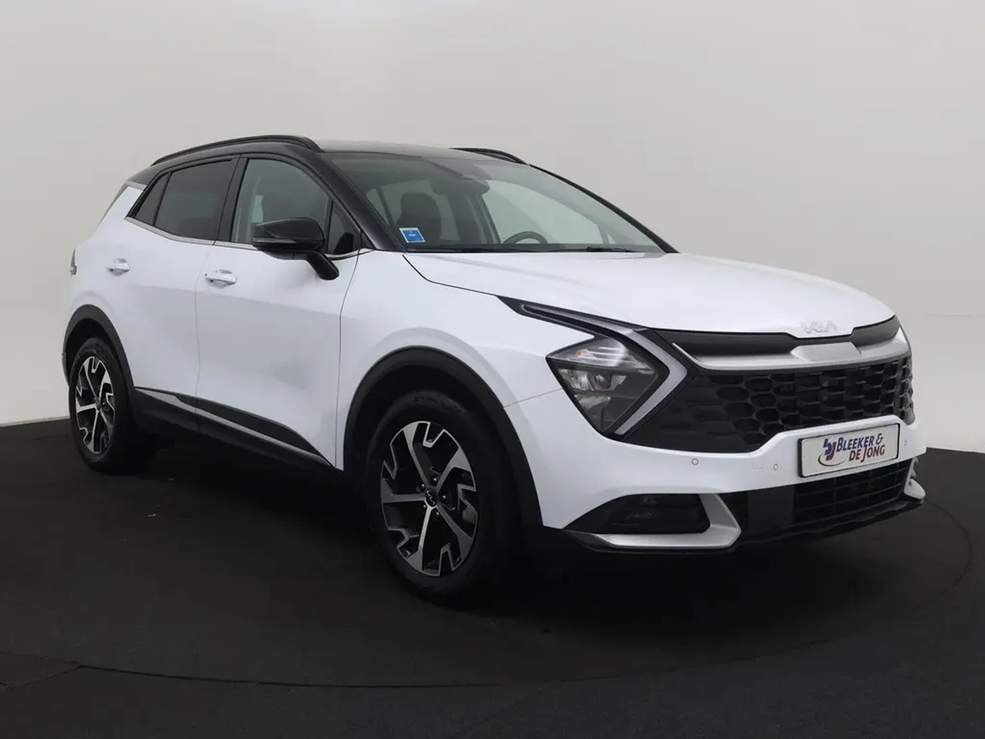 Kia Sportage 1.6 T-GDI EX - Hybrid - Automatic - 230 hp - 14.961 km