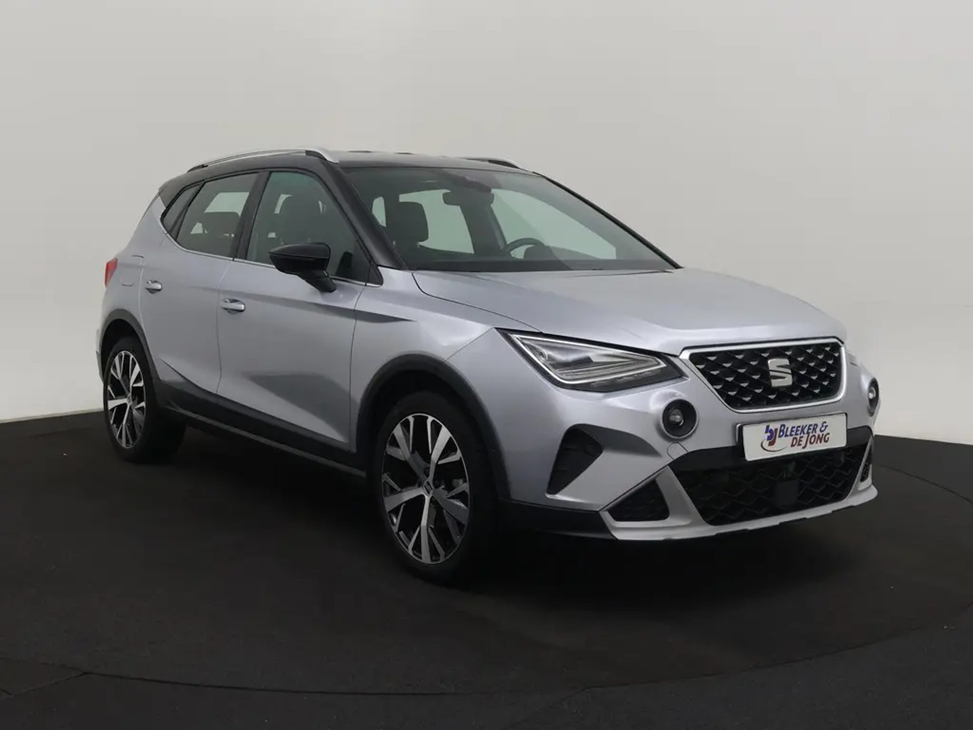 Seat Arona 1.0 TSI Xperience - Petrol - Manual - 95 hp - 28.676 km