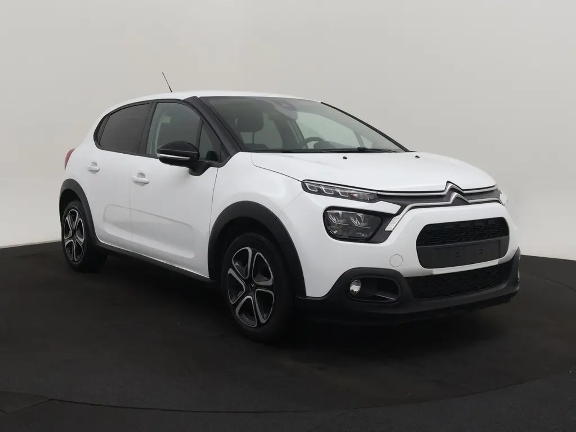 Citroën C3 1.2i Feel - Petrol - Manual - 83 hp - 95.326 km