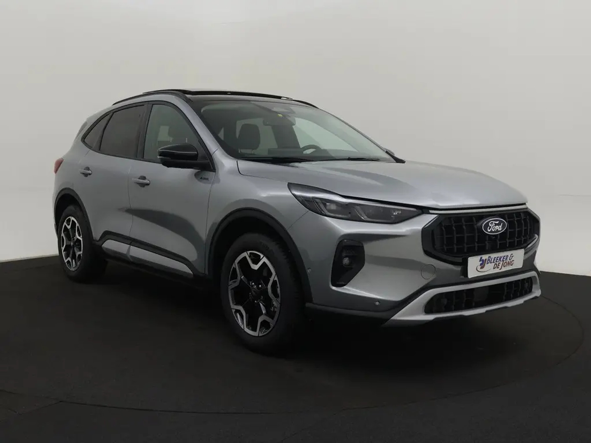 Ford Kuga 2.5 Active X - Hybrid - Automatic - 243 hp - 5.753 km