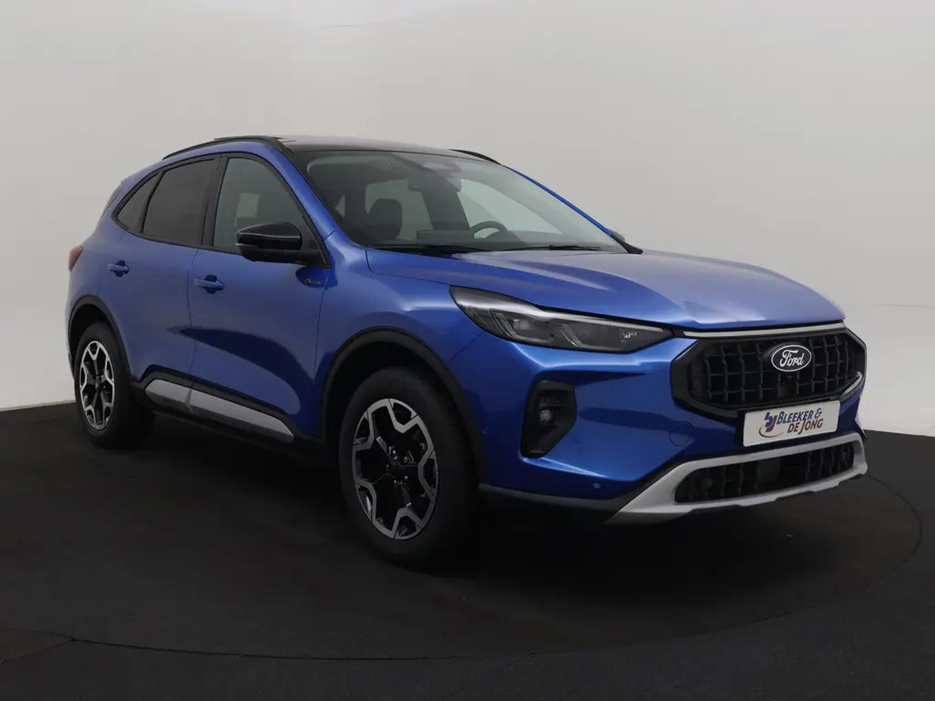 Ford Kuga 2.5 Active X - Hybrid - Automatic - 239 hp - 23.588 km