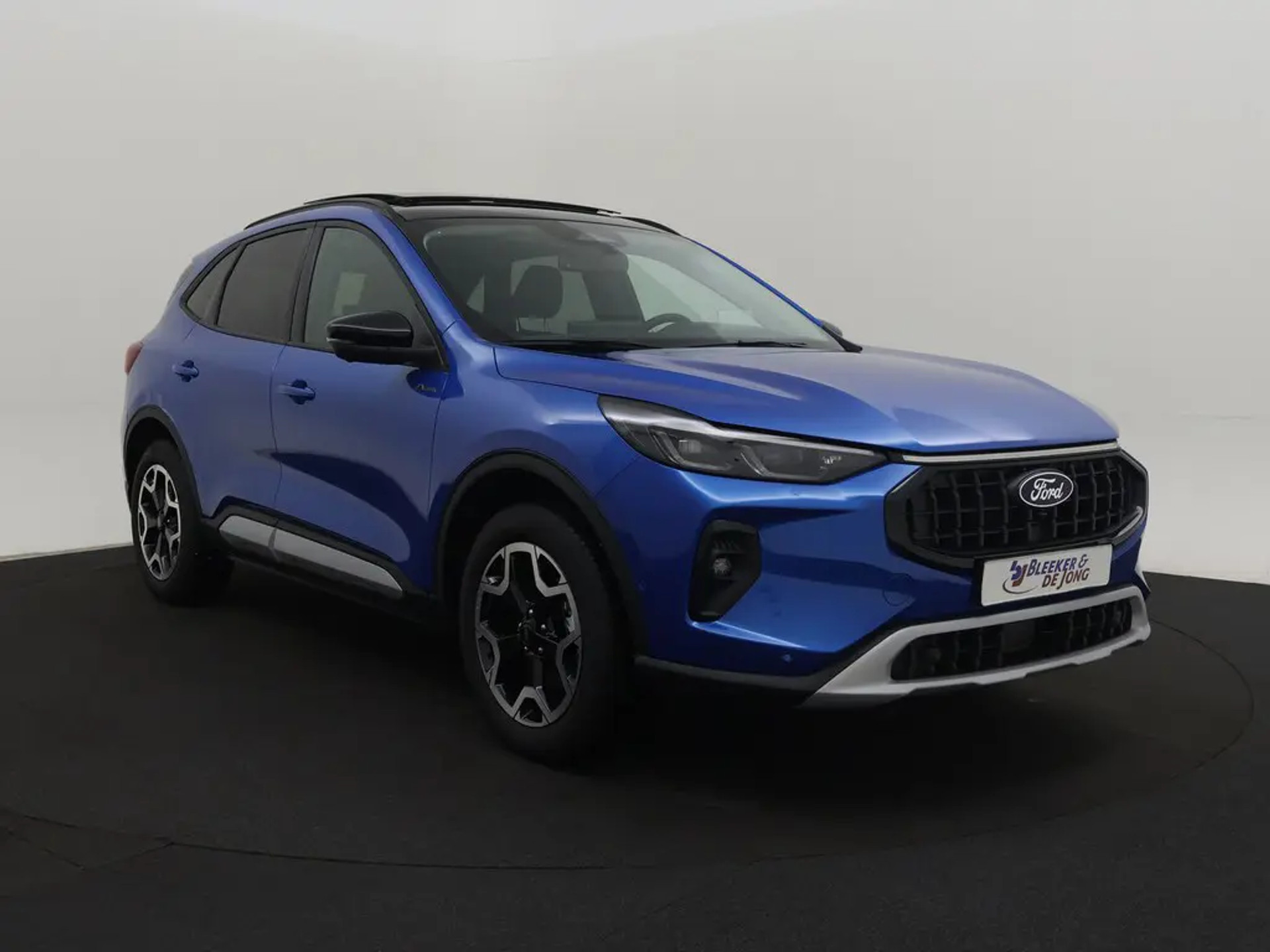 Ford Kuga 2.5 Active X - Hybrid - Automatic - 239 hp - 21.667 km